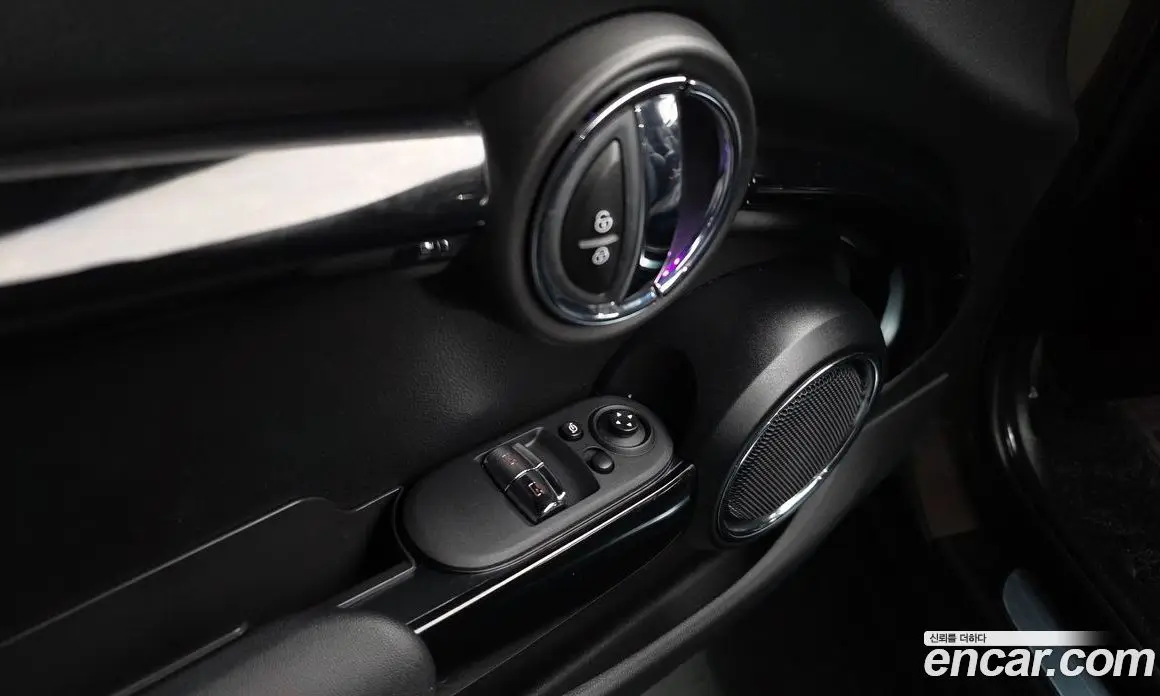 Mini Cooper 2020 1.5 автомат (гидро), фото 16