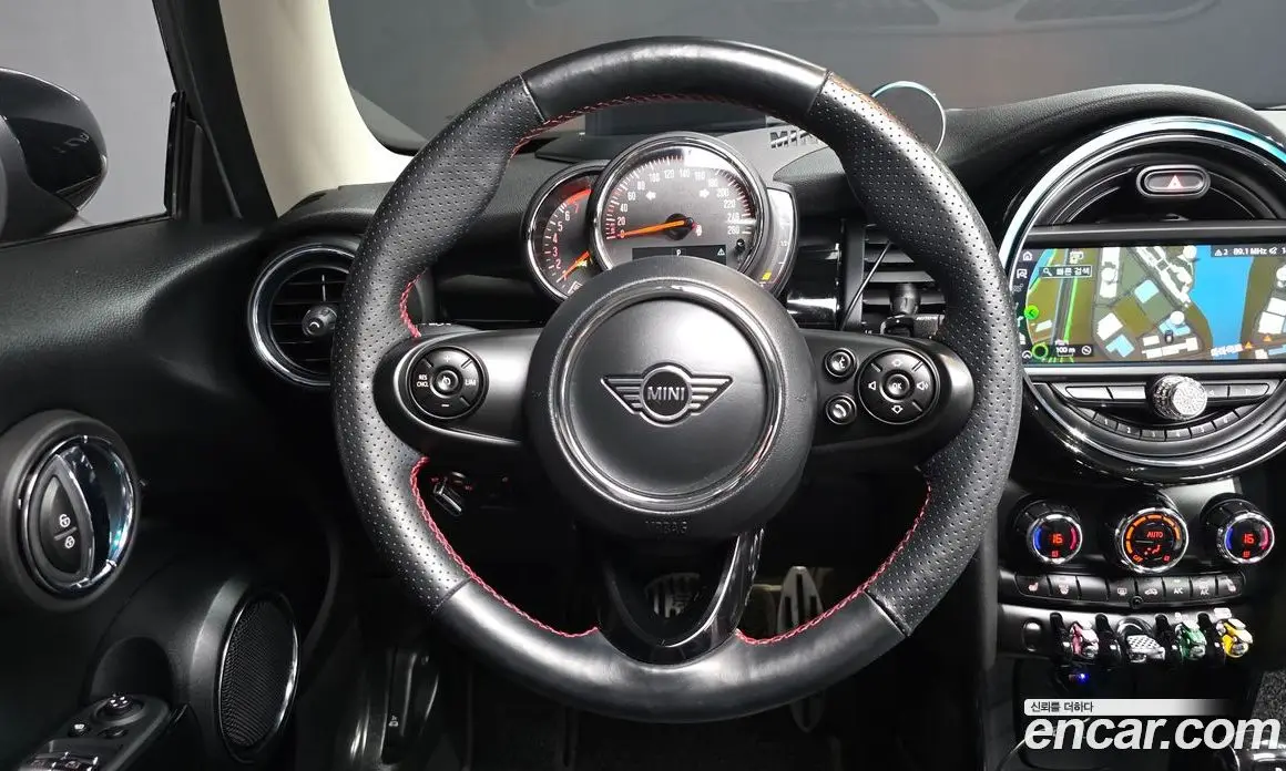 Mini Cooper 2020 1.5 автомат (гидро), фото 19