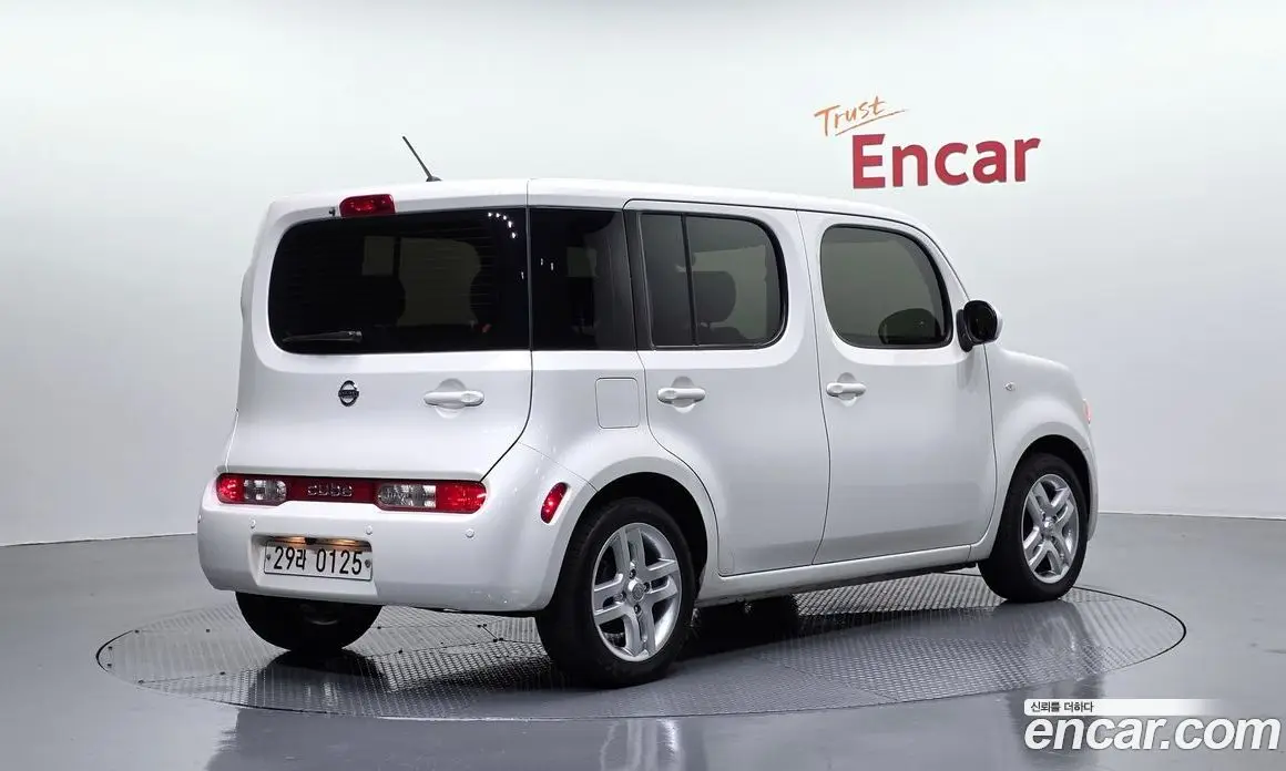 Nissan Cube 2014 1.8 автомат (гидро), фото 2