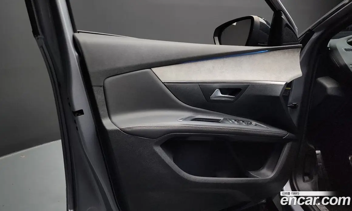 Peugeot 5008 2022 1.5 автомат (гидро), фото 14