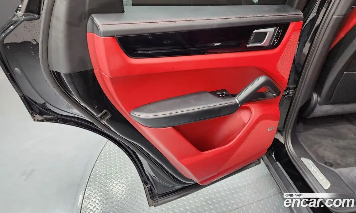 Porsche Cayenne 2019 3.0 автомат (гидро), фото 15