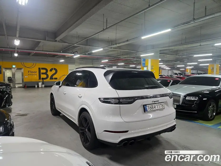 Porsche Cayenne 2019 3.0 автомат (гидро), фото 3