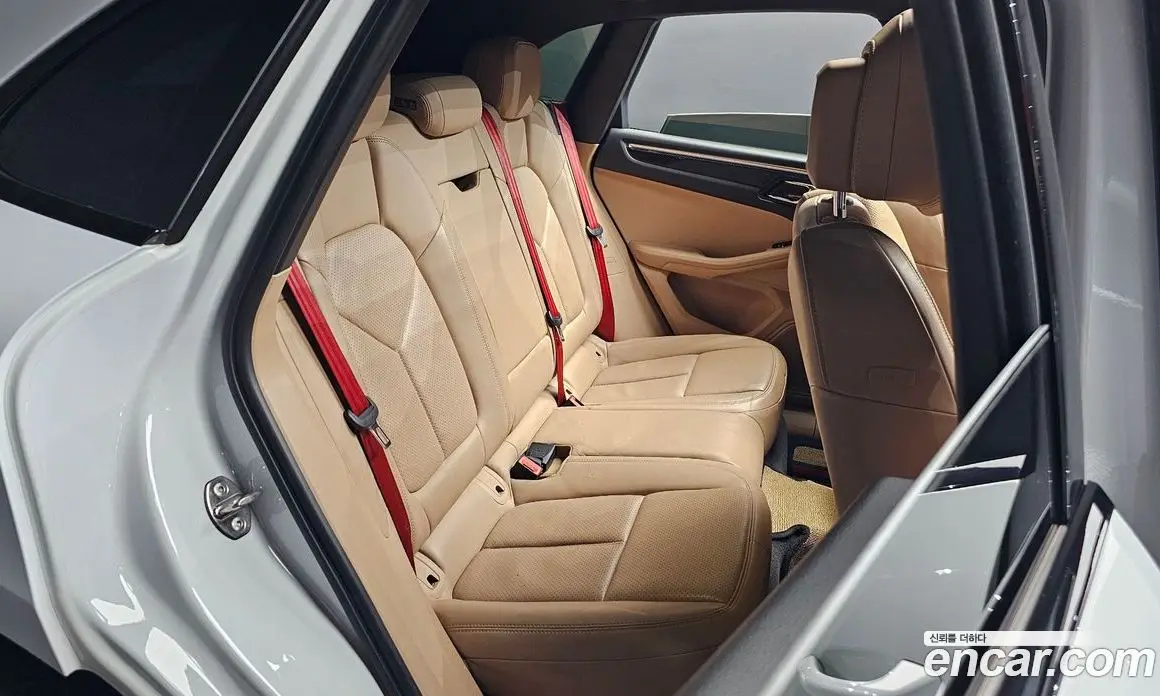 Porsche Macan 2021 2.0 автомат (гидро), фото 11