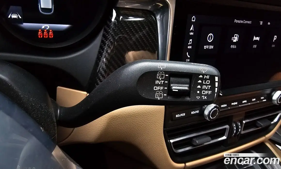Porsche Macan 2021 2.0 автомат (гидро), фото 17