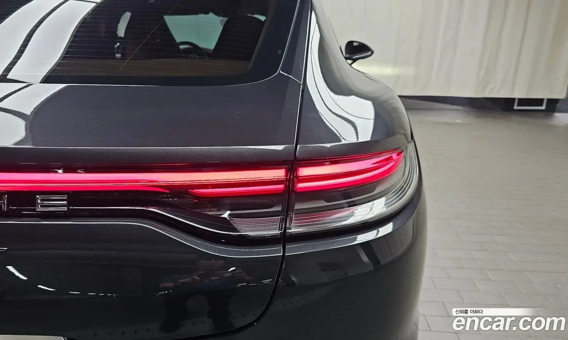 Porsche Panamera 2023 4.0 автомат (гидро), фото 8