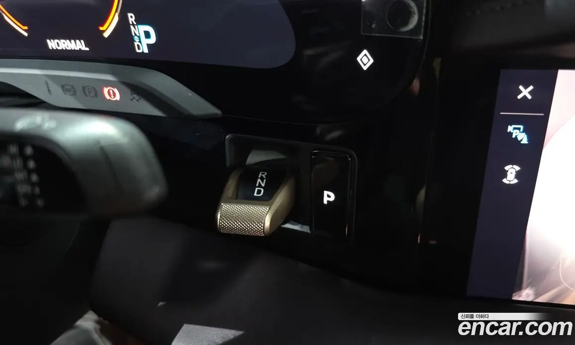 Porsche Taycan 2021 0.1 автомат (гидро), фото 12