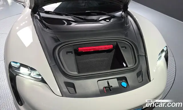 Porsche Taycan 2021 0.1 автомат (гидро), миниатюра 6