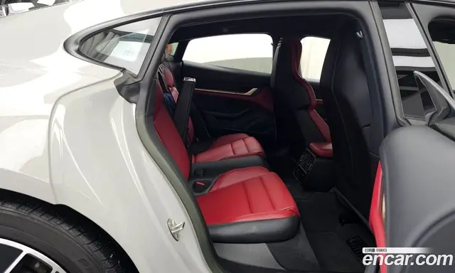 Porsche Taycan 2023 0.1 автомат (гидро), миниатюра 12