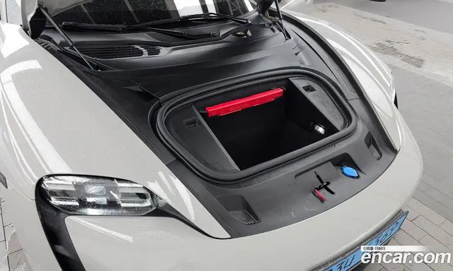 Porsche Taycan 2023 0.1 автомат (гидро), миниатюра 6