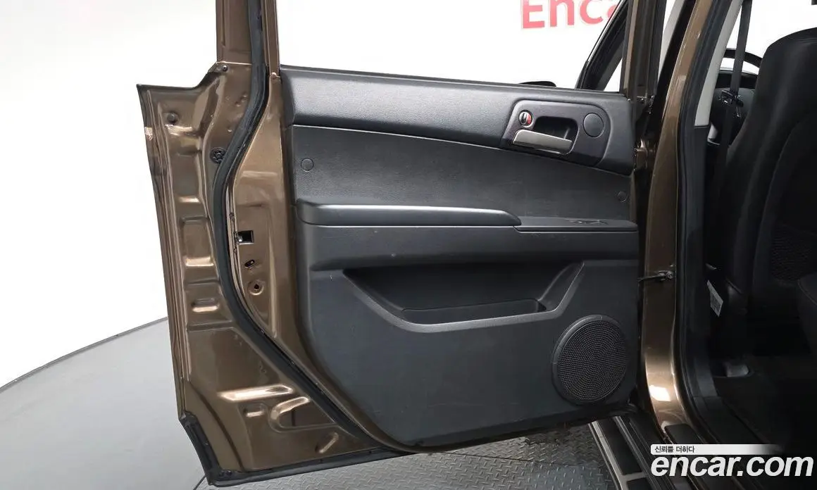 SsangYong Korando 2015 2.0 автомат (гидро), фото 14