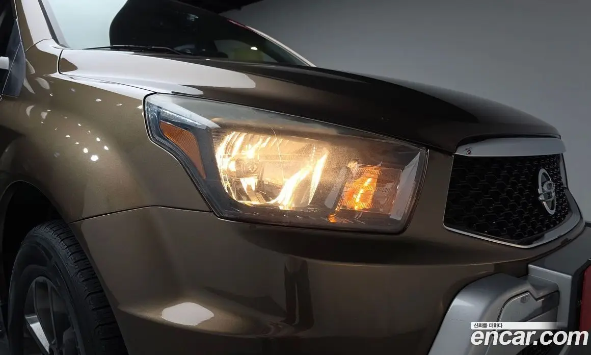 SsangYong Korando 2015 2.0 автомат (гидро), фото 7