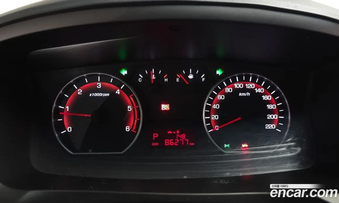 SsangYong Korando 2015 2.0 автомат (гидро), фото 10