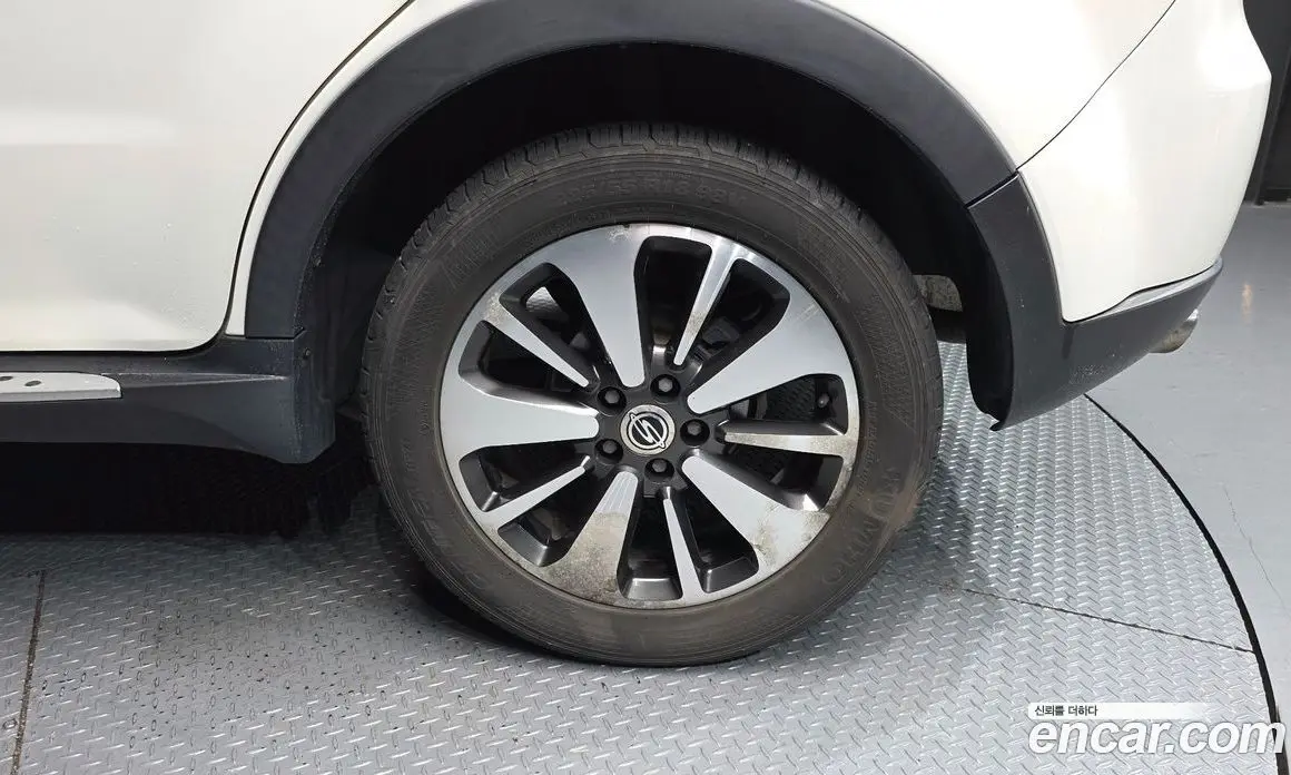 SsangYong Korando 2015 2.0 автомат (гидро), фото 7