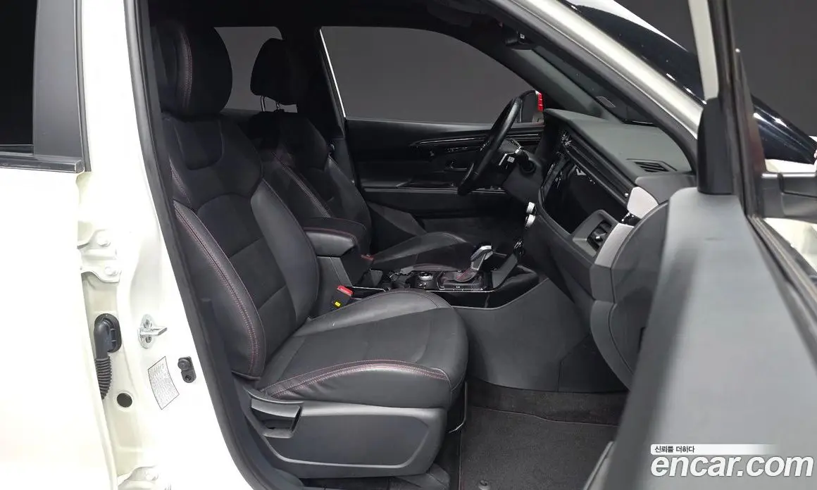 SsangYong Korando 2021 1.5 автомат (гидро), фото 17