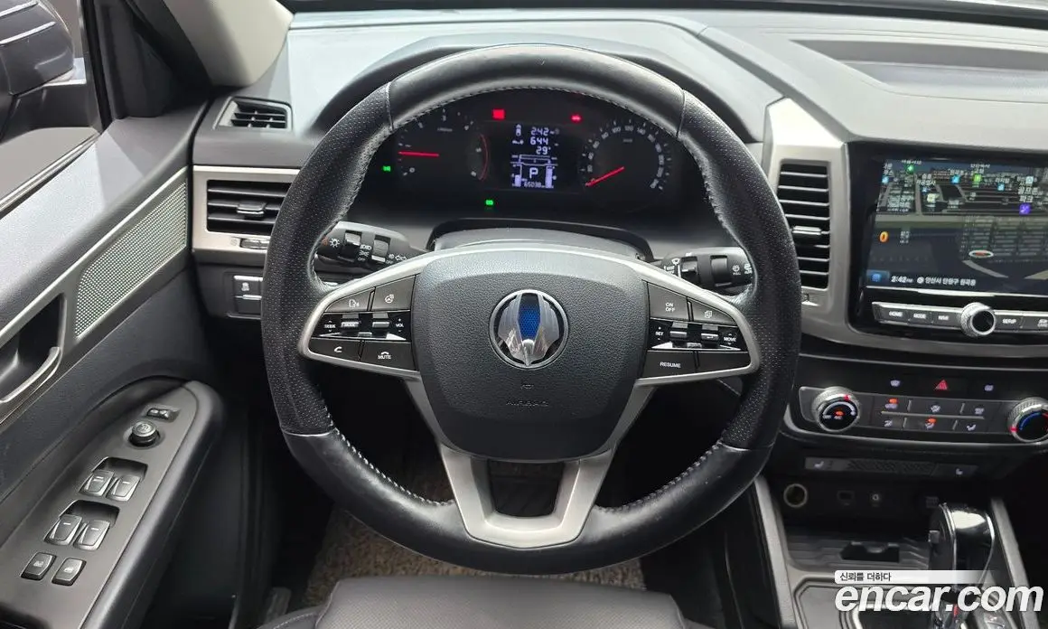 SsangYong Rexton 2018 2.2 автомат (гидро), фото 18