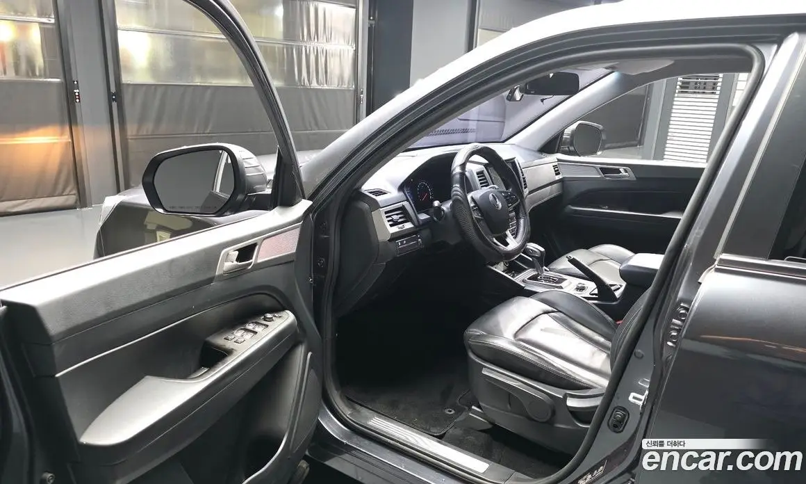 SsangYong Rexton 2019 2.2 автомат (гидро), фото 13