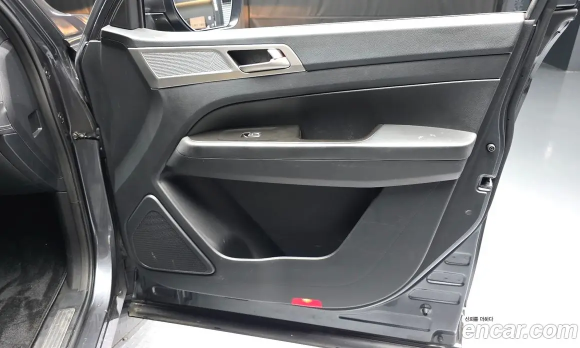 SsangYong Rexton 2019 2.2 автомат (гидро), фото 14