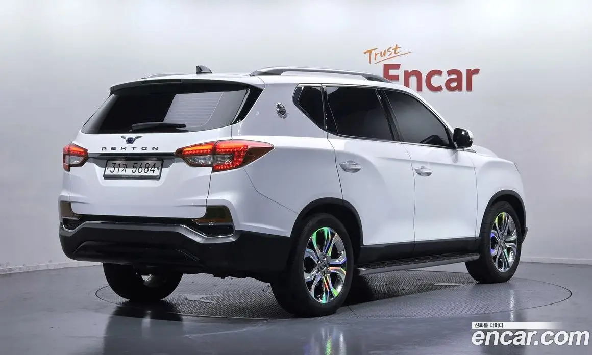 SsangYong Rexton 2019 2.2 автомат (гидро), фото 2