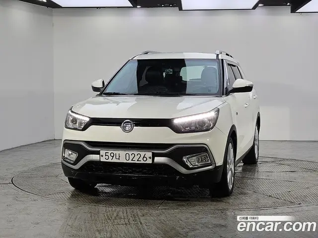 SsangYong TIBOLI 2016 1.6 автомат (гидро), миниатюра 2