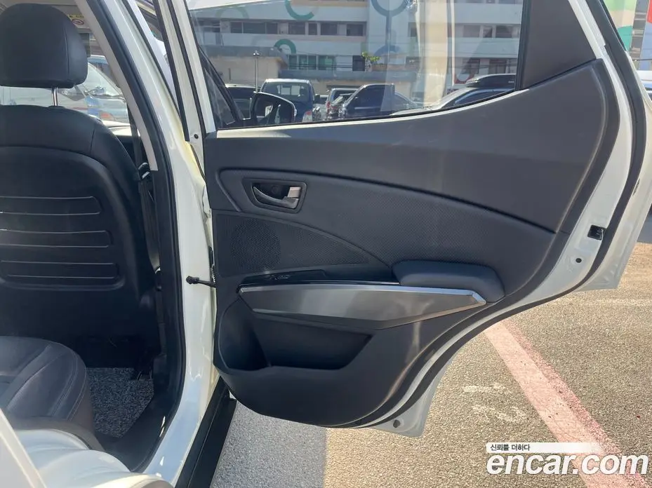 SsangYong TIBOLI 2020 1.5 автомат (гидро), фото 15