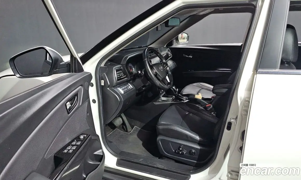 SsangYong TIBOLI 2022 1.5 автомат (гидро), фото 13