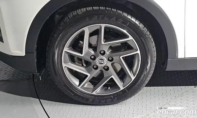SsangYong TIBOLI 2022 1.5 автомат (гидро), миниатюра 5
