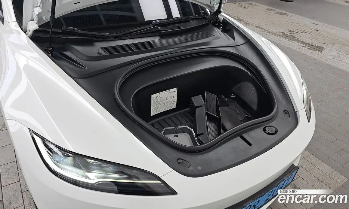 Tesla Model 3 2024 0.2 автомат (гидро), фото 6