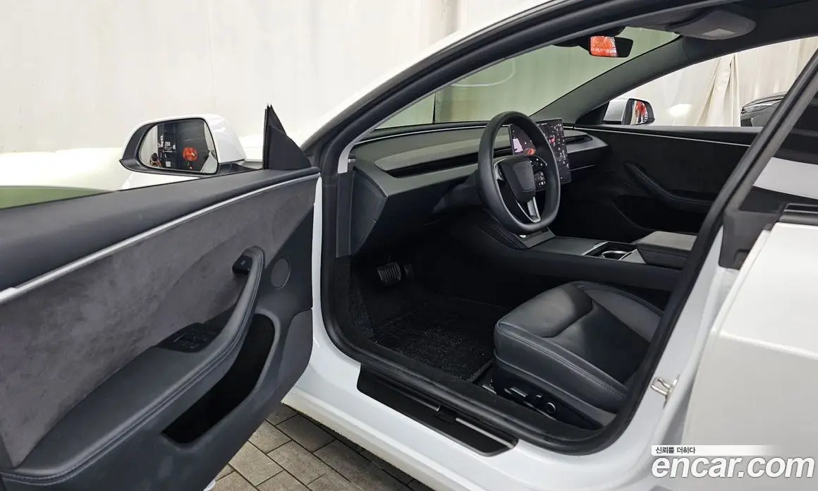 Tesla Model 3 2024 0.2 автомат (гидро), фото 10