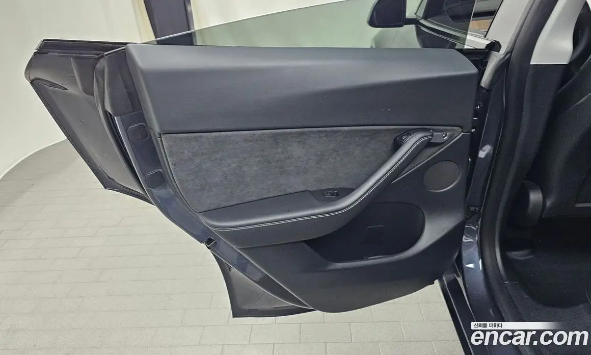 Tesla Model Y 2021 0.2 автомат (гидро), фото 14