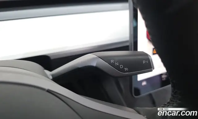 Tesla Model Y 2022 0.2 автомат (гидро), миниатюра 12