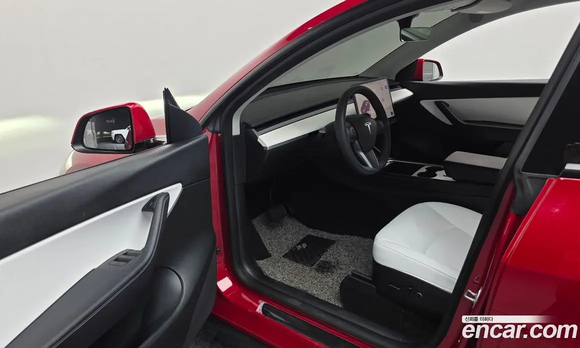 Tesla Model Y 2022 0.2 автомат (гидро), фото 13