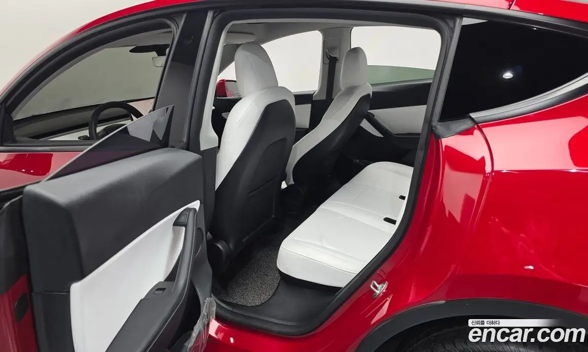 Tesla Model Y 2022 0.2 автомат (гидро), фото 17
