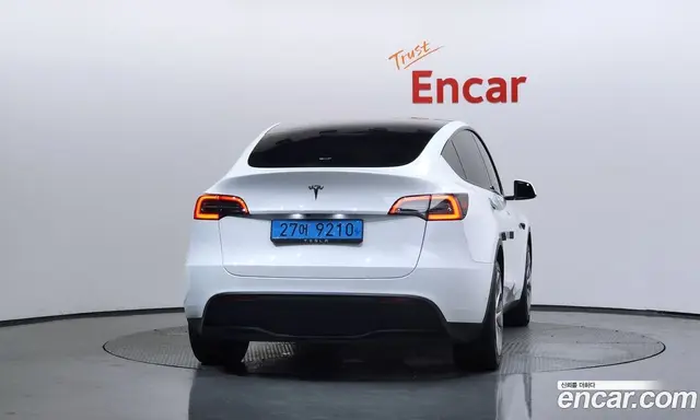Tesla Model Y 2023 0.2 автомат (гидро), миниатюра 4