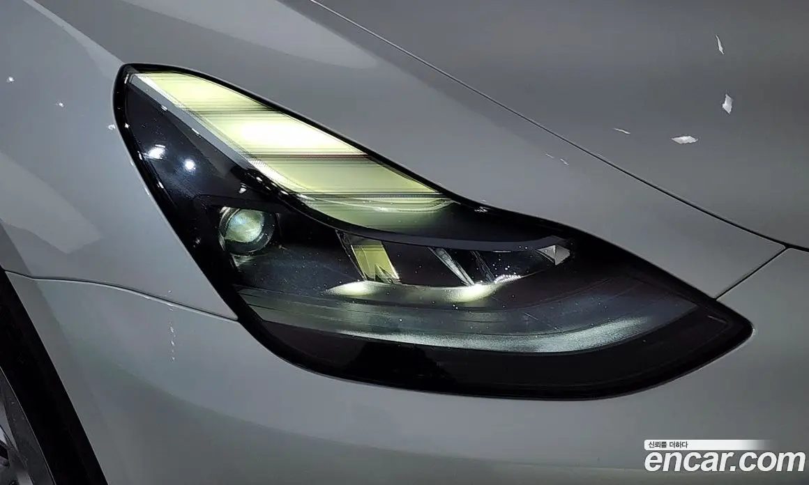 Tesla Model Y 2023 0.2 автомат (гидро), фото 8
