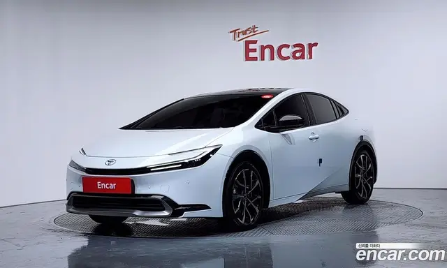 Toyota Prius, 2024, 28 259 км