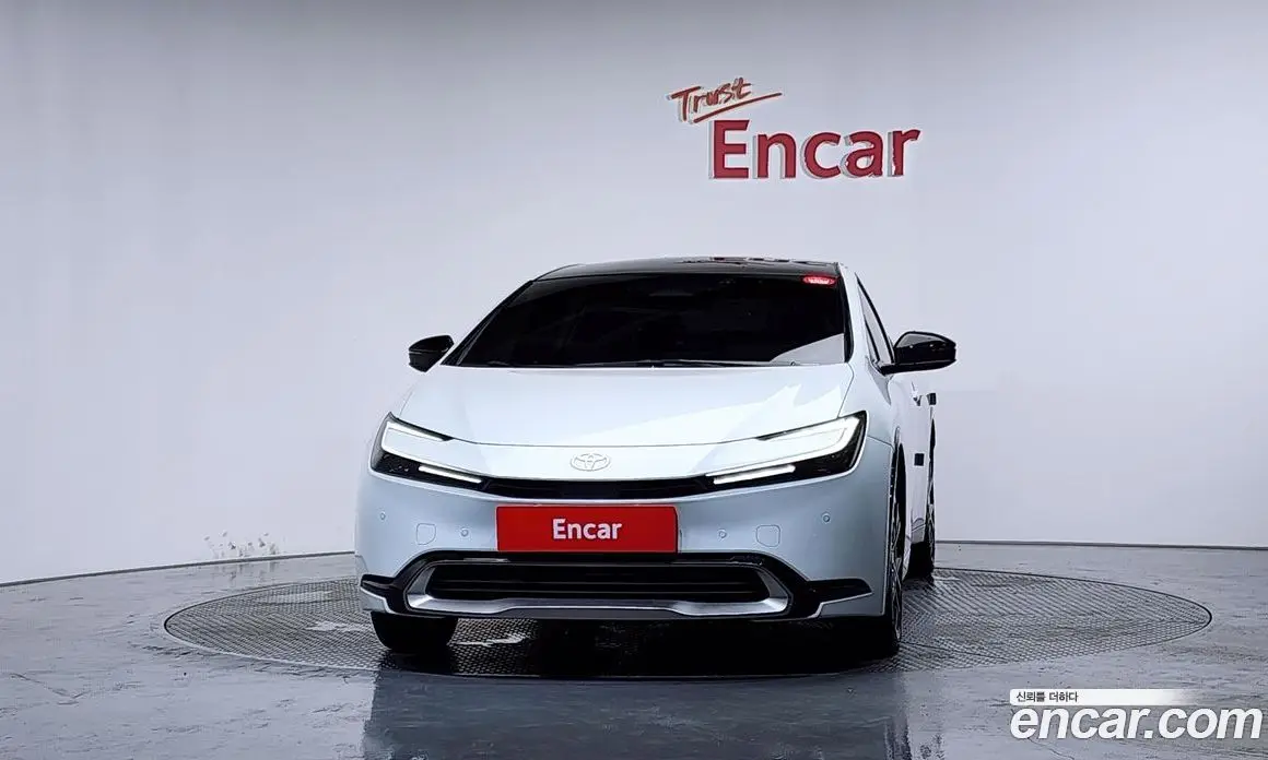 Toyota Prius 2024 2.0 автомат (гидро), фото 3