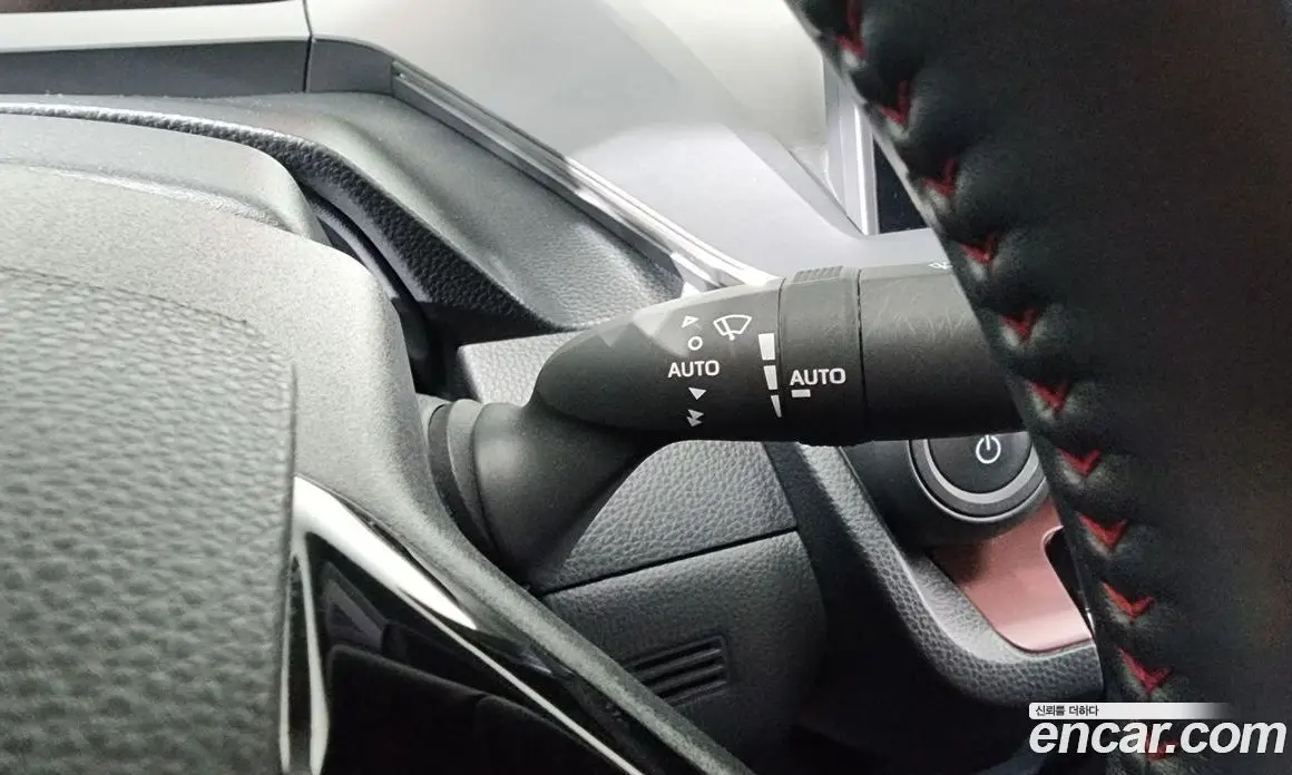Toyota Prius 2024 2.0 автомат (гидро), фото 29
