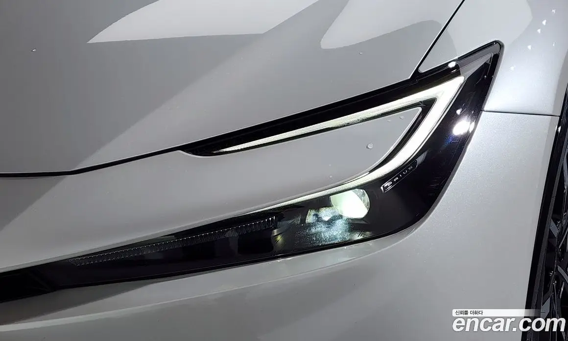 Toyota Prius 2024 2.0 автомат (гидро), фото 8