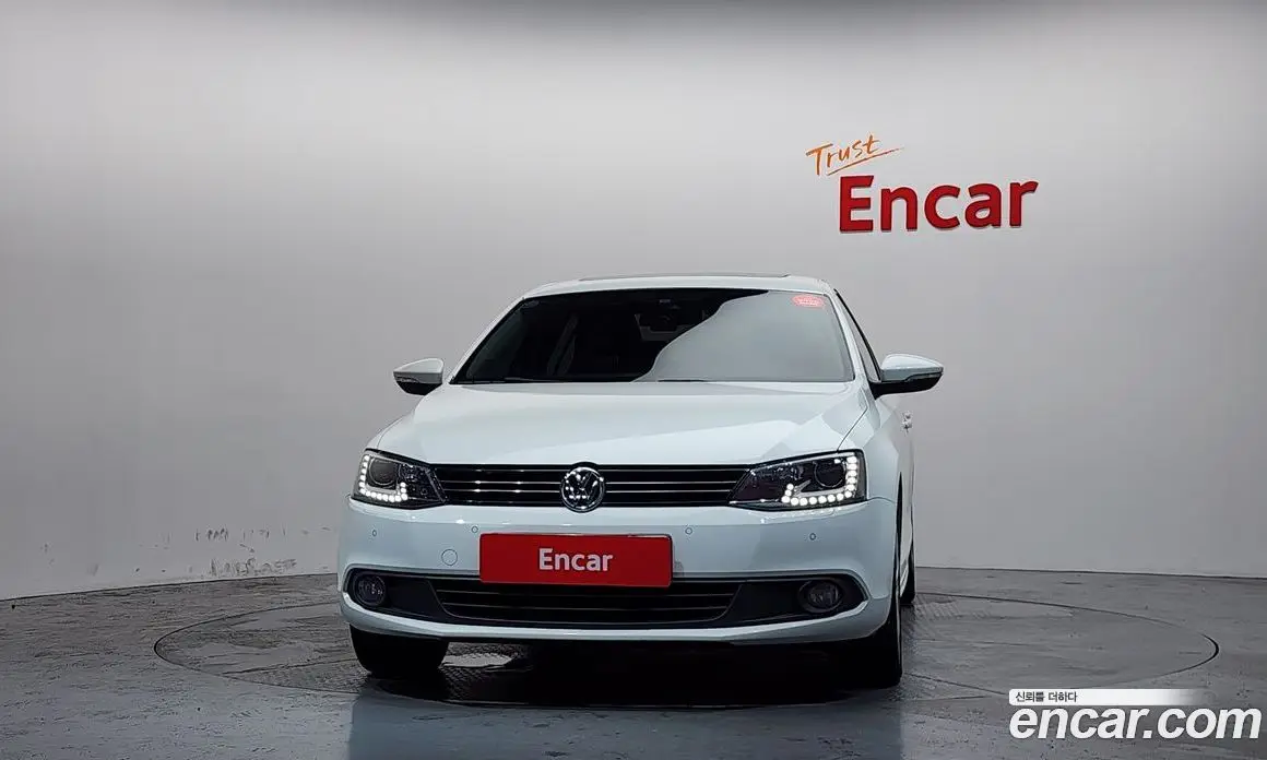 Volkswagen Jetta 2014 2.0 автомат (гидро), фото 3