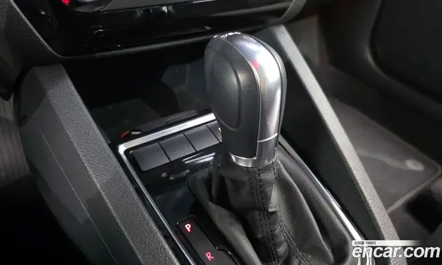 Volkswagen Jetta 2015 2.0 автомат (гидро), миниатюра 11
