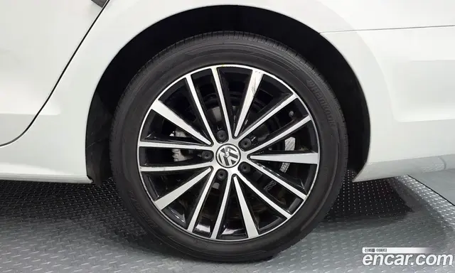 Volkswagen Jetta 2015 2.0 автомат (гидро), миниатюра 6