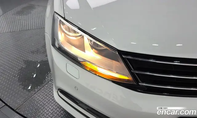 Volkswagen Jetta 2015 2.0 автомат (гидро), миниатюра 7