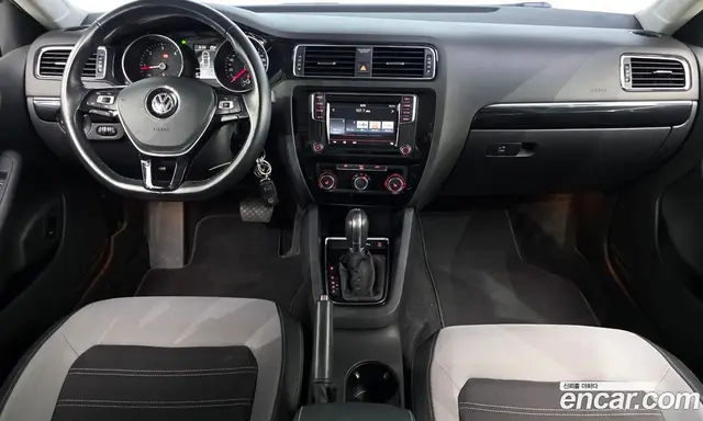 Volkswagen Jetta 2015 2.0 автомат (гидро), миниатюра 9