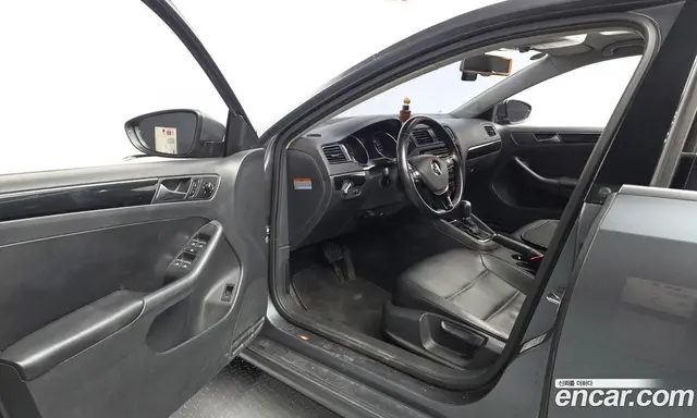 Volkswagen Jetta 2015 2.0 автомат (гидро), миниатюра 10