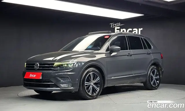 Volkswagen Tiguan 2018 2.0 автомат (гидро), миниатюра 1