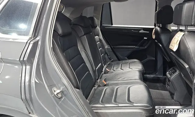 Volkswagen Tiguan 2018 2.0 автомат (гидро), миниатюра 11