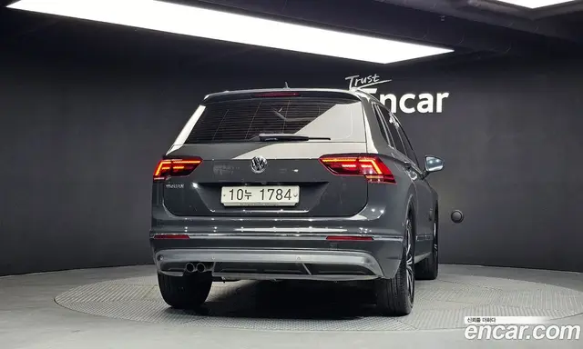 Volkswagen Tiguan 2018 2.0 автомат (гидро), миниатюра 4
