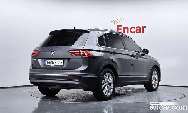 Volkswagen Tiguan 2020 2.0 автомат (гидро), миниатюра 2