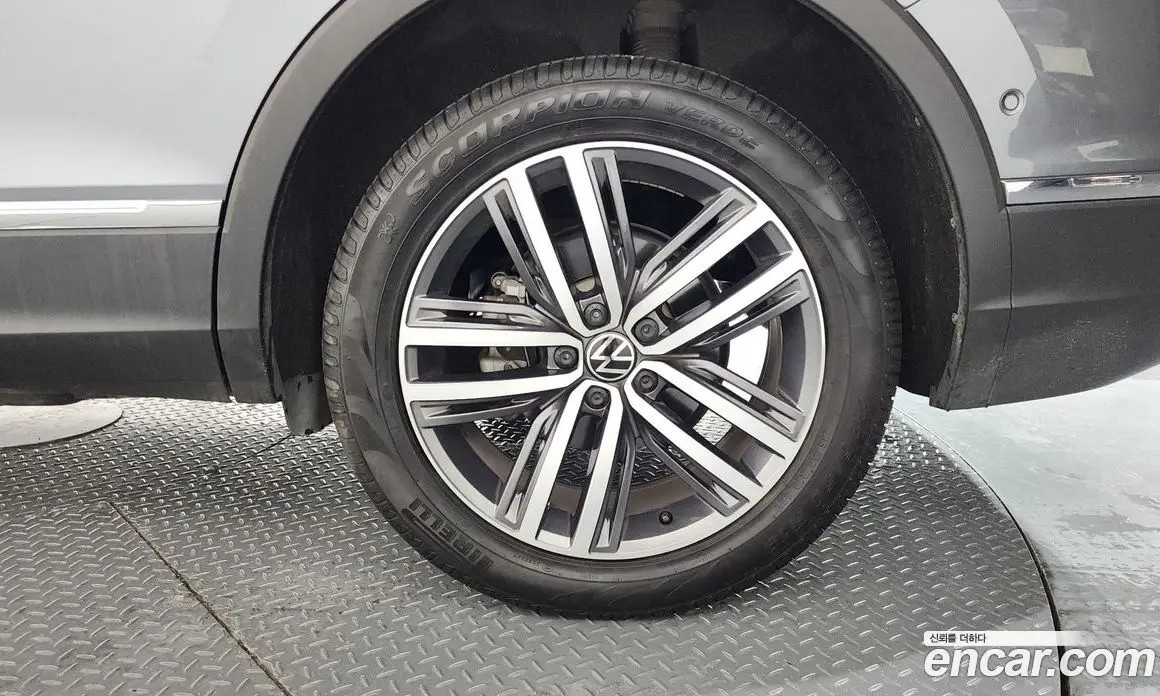Volkswagen Tiguan 2024 2.0 автомат (гидро), фото 7