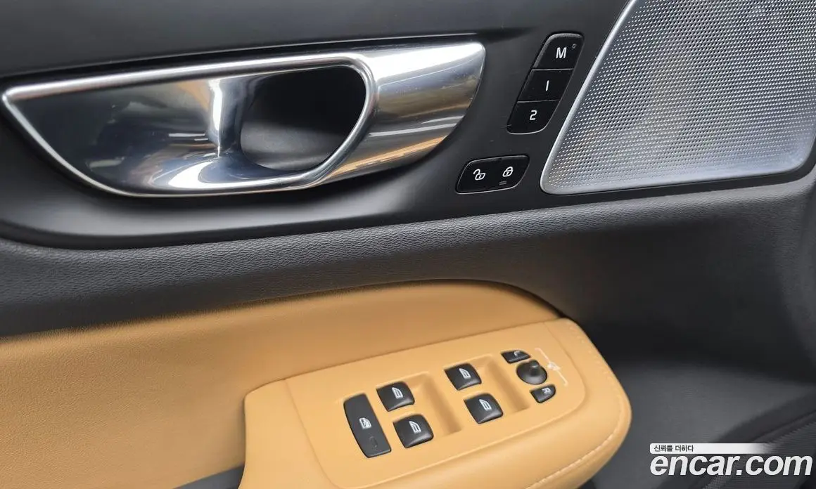 Volvo V60 2021 2.0 автомат (гидро), фото 20
